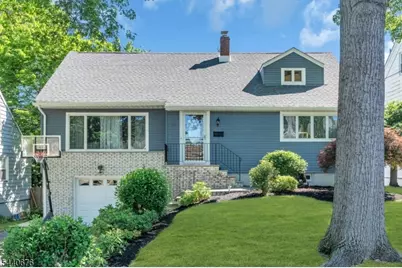 10 Bryn Mawr Rd, West Orange Township, NJ 07052 - Photo 2