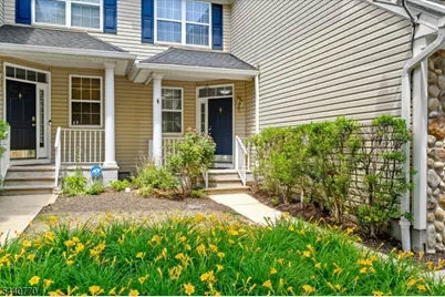 55 Scarlet Oak Dr, Montgomery Township, NJ 08540 - Photo 2