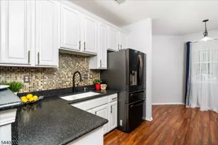 55 Scarlet Oak Dr, Montgomery Township, NJ 08540 - Photo 14