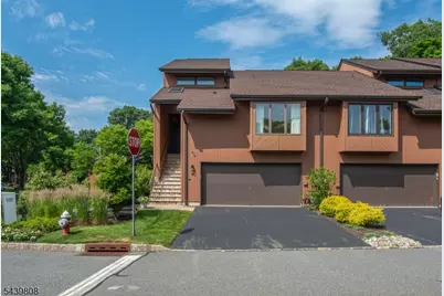 41 Sullivan Dr, West Orange Township, NJ 07052 - Photo 2