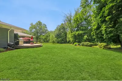 95 Yantacaw Brook Park, Montclair Twp., NJ 07043 - Photo 4