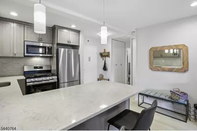 465-73 Valley Street Unit #3C, Maplewood, NJ 07040 - Photo 14