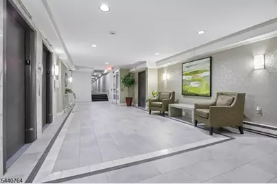 465-73 Valley Street Unit #3C, Maplewood, NJ 07040 - Photo 2