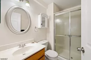 3309 Robinson Ct, Bridgewater, NJ 08807 - Photo 16