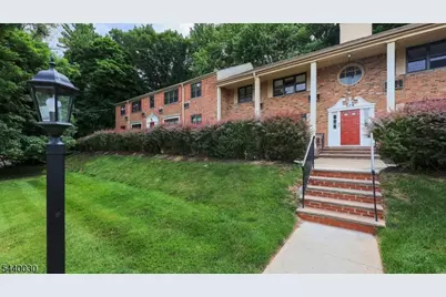 37A Sandra Circle #4, Westfield, NJ 07090 - Photo 2