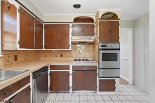 608-612 W 8th St, Plainfield, NJ 07060 - Photo 10