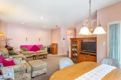 308 Brittany Dr #308, Wayne, NJ 07470 - Photo 8