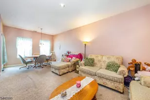 308 Brittany Dr, Wayne, NJ 07470 - Photo 4