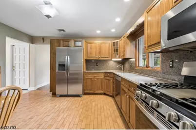 6 Davenport Ave, Roseland, NJ 07068 - Photo 14