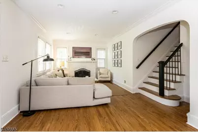25 Riverview Dr, Montclair, NJ 07043 - Photo 4