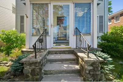 24 Meeker Pl, Millburn, NJ 07041 - Photo 4