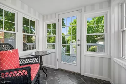 24 Meeker Pl, Millburn, NJ 07041 - Photo 20