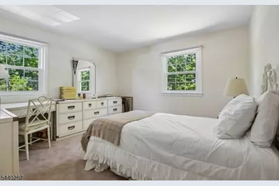 24 Cherry Hill Rd, Livingston Twp., NJ 07039 - Photo 16