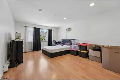 31 Blakely Pl #2, Garfield, NJ 07026 - Photo 32