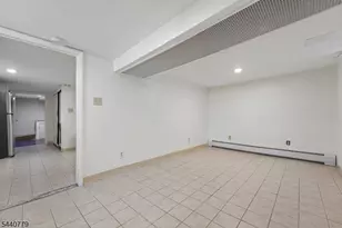 31 Blakely Pl, Garfield, NJ 07026 - Photo 26