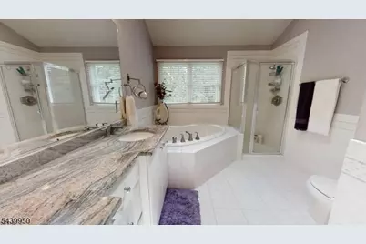 711 Binghampton Ln #711, Livingston, NJ 07039 - Photo 4