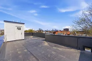 113 5 Oak St, Jersey City, NJ 07304 - Photo 14