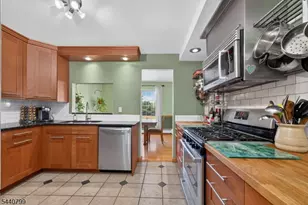 15G Kensington Rd, Chatham Township, NJ 07928 - Photo 10