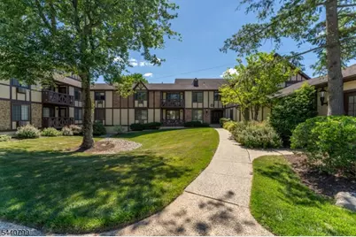15-G Kensington Rd #G, Chatham Township, NJ 07928 - Photo 2