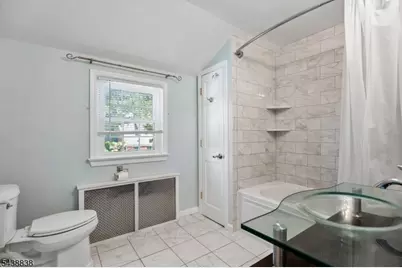 406 Pine Ave, Garwood, NJ 07027 - Photo 20