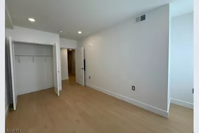 627 Valley Rd #C, Montclair, NJ 07043 - Photo 6