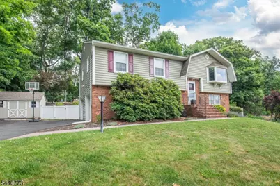 646 Reba Rd, Mount Arlington, NJ 07850 - Photo 1