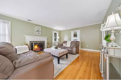 14 Beach St, East Hanover Township, NJ 07936 - Photo 4