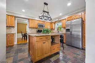 14 Beach St, East Hanover Township, NJ 07936 - Photo 8