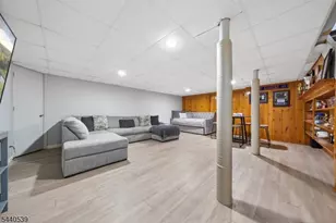 14 Beach St, East Hanover Township, NJ 07936 - Photo 20