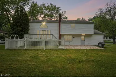 18 Arlington Dr, Livingston, NJ 07039 - Photo 36