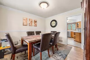 1 Oak Grove Rd, Raritan Township, NJ 08822 - Photo 8