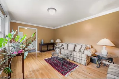 1 Oak Grove Rd, Raritan Township, NJ 08822 - Photo 6