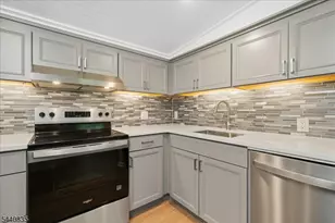 20 Kingsland Ave, Stanhope, NJ 07874 - Photo 12