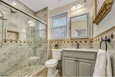 119 Edgewood Rd, Linden, NJ 07036 - Photo 14