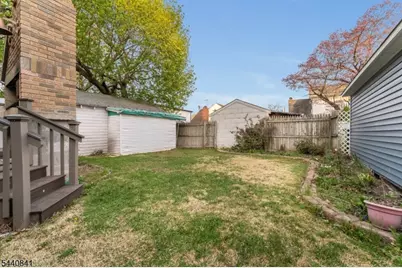 119 Edgewood Rd, Linden, NJ 07036 - Photo 22