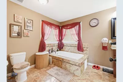 911 Worth Ave, Linden, NJ 07036 - Photo 34