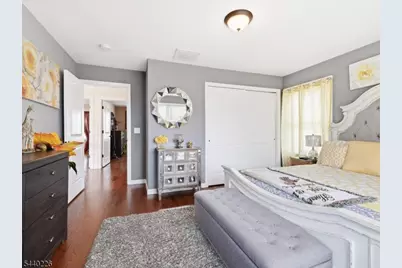 911 Worth Ave, Linden, NJ 07036 - Photo 16