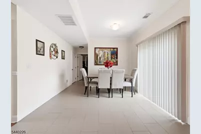 911 Worth Ave, Linden, NJ 07036 - Photo 36