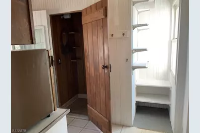 14 Hoffman Rd, Clinton Township, NJ 08833 - Photo 8