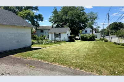 14 Hoffman Rd, Clinton Township, NJ 08833 - Photo 22