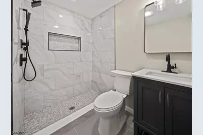 71 Moore Pl, Belleville, NJ 07109 - Photo 18