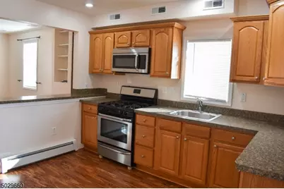 11 Church St #2, Raritan, NJ 08869 - Photo 8