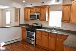 11 Church St, Raritan, NJ 08869 - Photo 8