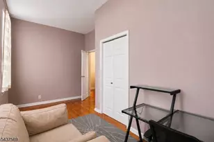 111 Mallory Ave, Jersey City, NJ 07304 - Photo 8