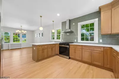 32 S Stanley Rd, South Orange, NJ 07079 - Photo 4