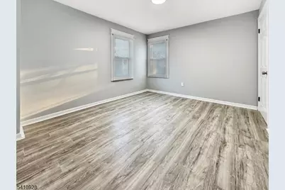 564 Warren St, Phillipsburg, NJ 08865 - Photo 22