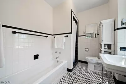 111 Upper Mountain Ave, Montclair, NJ 07042 - Photo 30