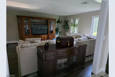 26 Gentry Dr, Washington Township, NJ 07853 - Photo 8