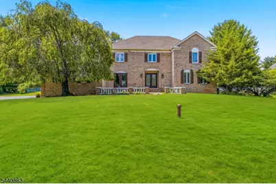 26 Gentry Dr, Washington Township, NJ 07853 - Photo 1