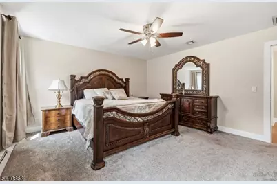 26 Gentry Dr, Washington Township, NJ 07853 - Photo 12